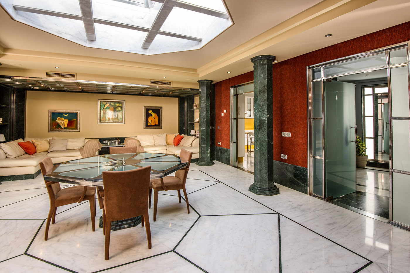 Property slider Gilmar